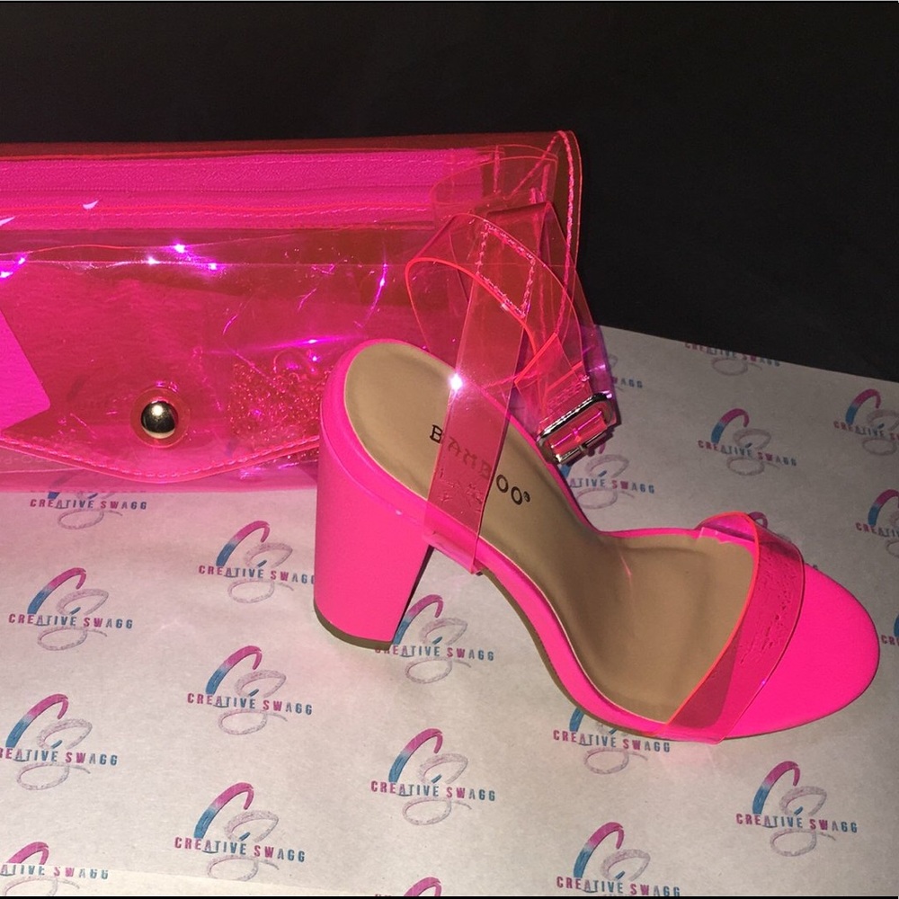 Heels - Picture 4 of 4